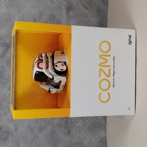 Anki Cozmo learning robot